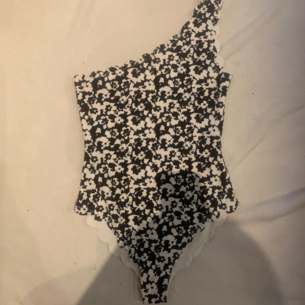 Marysia one strap black and white one piece